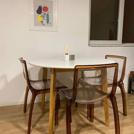 Town Square 3 Apartment *